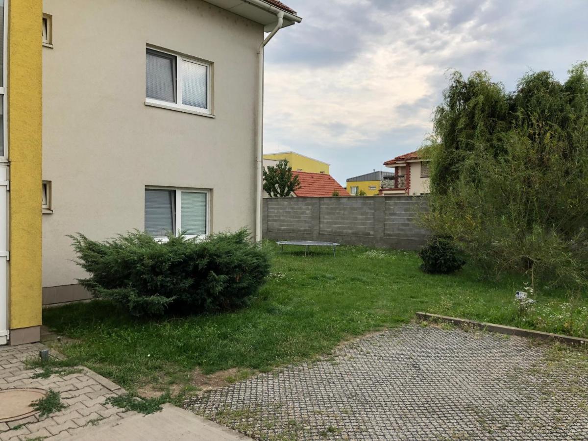 Apartman 501 Biely Kostol Εξωτερικό φωτογραφία